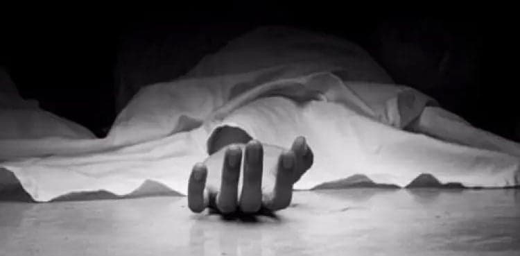 20-year-old girl commits suicide near Five Star Chowrangi