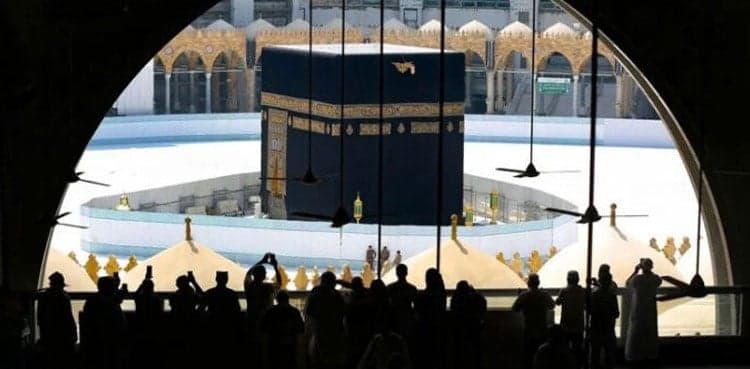 Govt receives over 4000 Hajj applications in just two days