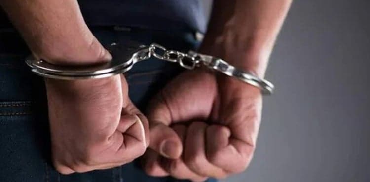 DSP caught red-handed smuggling Gutka, drugs