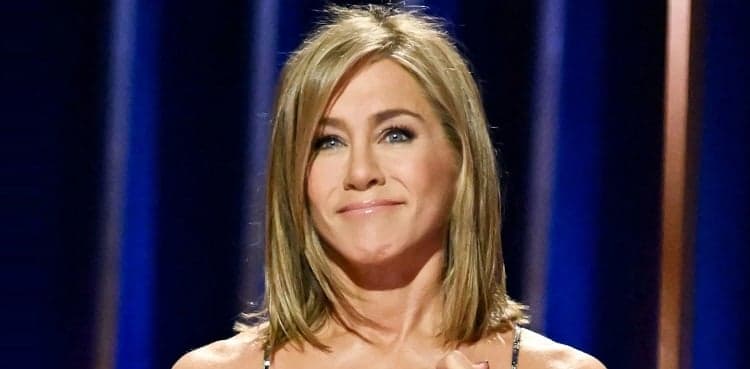 Is Jennifer Aniston engaged?