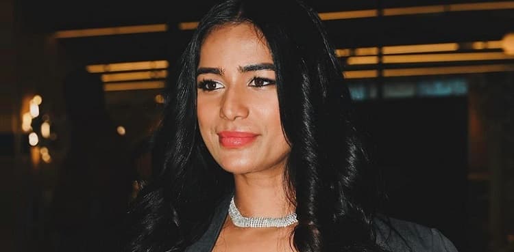 Poonam Pandey is ALIVE! Reality TV star releases video statement