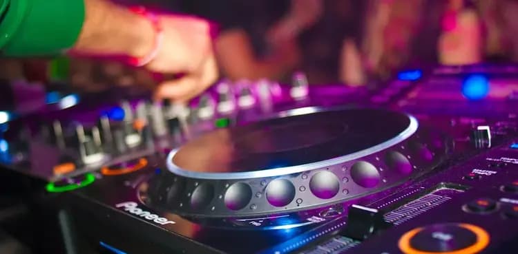 Bride's father killed in brawl over song at wedding