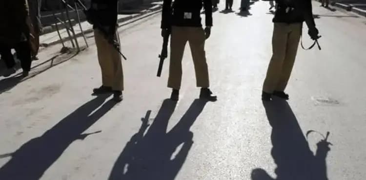 Police vehicle escapes bomb blast in Bannu