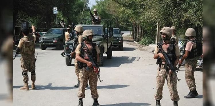 Ten terrorists dead as security forces foil attack on Jandola check post