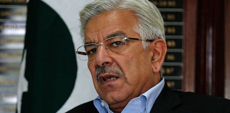Khawaja Asif sees Faiz Hameed's issue 'interlinked' with PTI founder