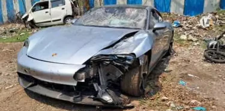 Teen driver, who killed two, asked to write essay as bail condition