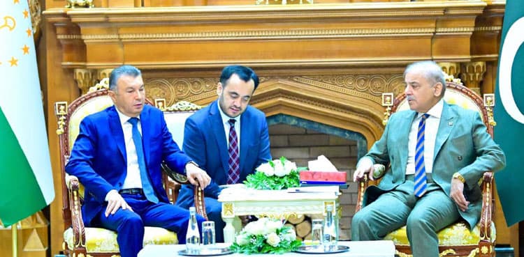 PM Sharif invites Tajikistan to use Karachi Port for transit trade