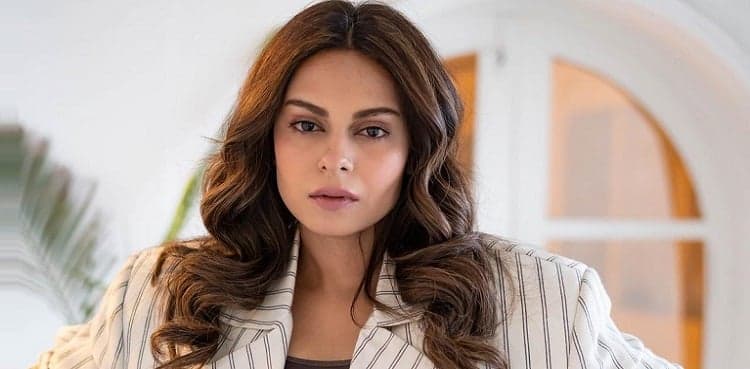 When is Amar Khan getting married?