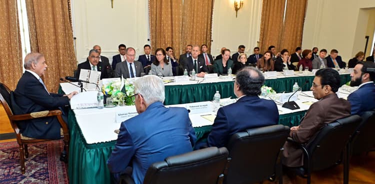 Attracting US investment Pakistan's top priority: PM Shehbaz 