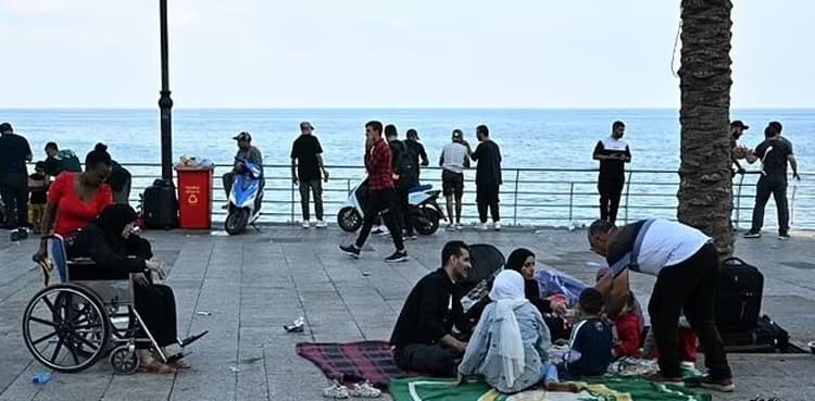 Thousands sleep on the streets as Israel strikes Beirut