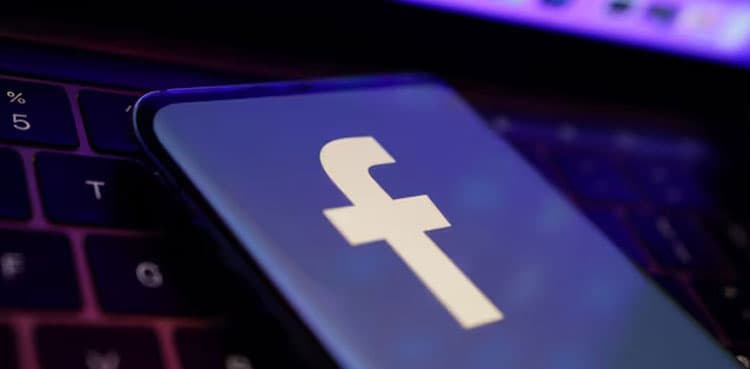 Facebook groups report mass bans after Meta technical error