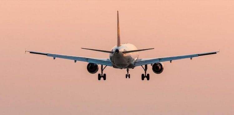 Pakistan issues new policy for citizens travelling abroad on visit visas