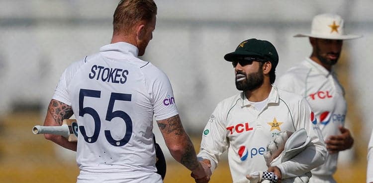 Pakistan name playing XI for third Test against England