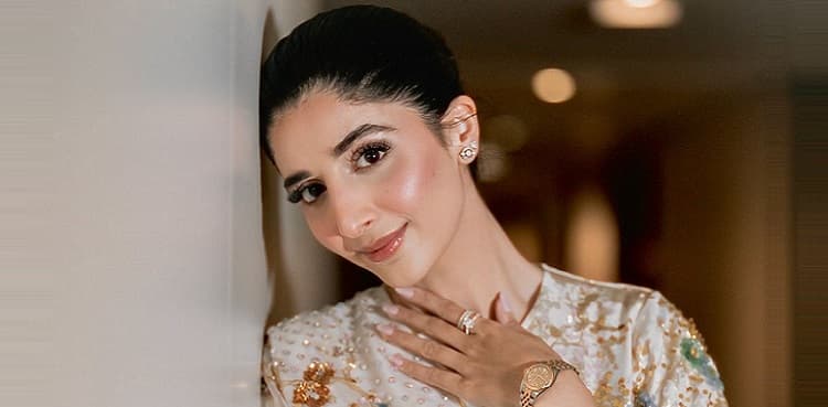 Mawra Hocane celebrates new Instagram milestone