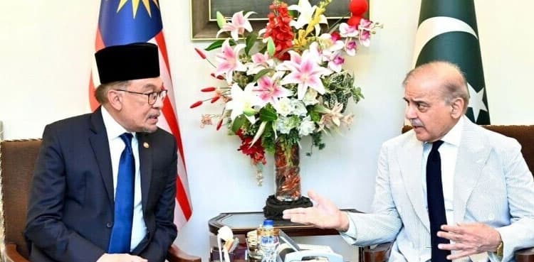 Pakistan, Malaysia vow to enhance bilateral cooperation
