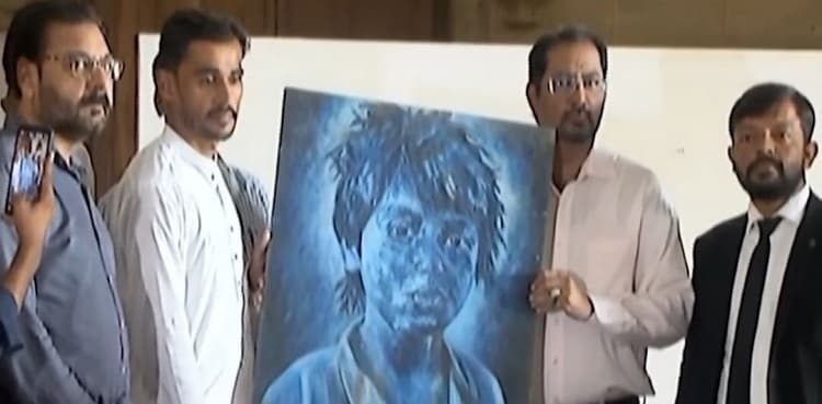 Seffy Soomro gets his 'lost' paintings back