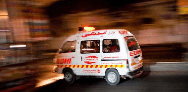 Three dead, 25 injured as passenger bus overturns in Jamshoro