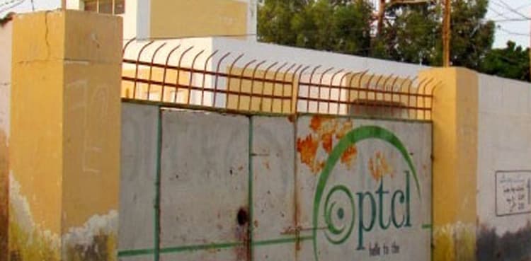 Hundreds of phone dead in Balochistan as miscreants cut-off PTCL cable