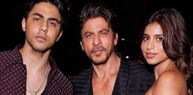 Shah Rukh Khan requests fans to support his kids