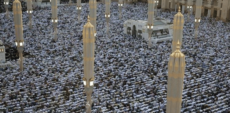 Saudi Arabia, UAE celebrate Eidul Fitr with religious fervor
