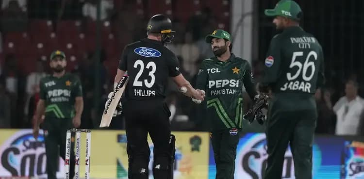 WATCH: Pakistan team lands in New Zealand for white-ball series