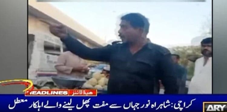 VIDEO: Karachi police beat up fruit seller in front of minor daughter