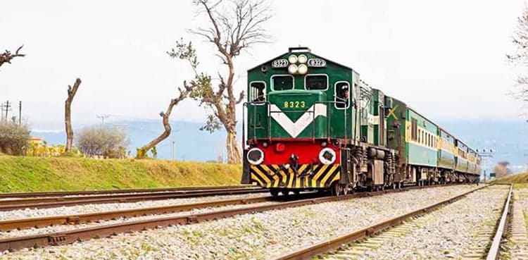 Pakistan Railways to outsource commercial management of trains
