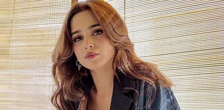 'Our society has failed to raise boys': Aima Baig reacts to TikToker Sana Yousaf’s tragic killing