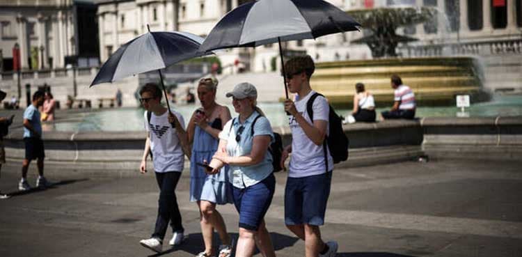 UK Faces Extreme Heatwave and Wildfires Amid European Crisis