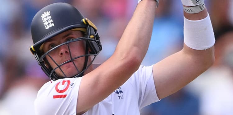Jamie Smith in spotlight as England set to chase crucial 35 runs against India