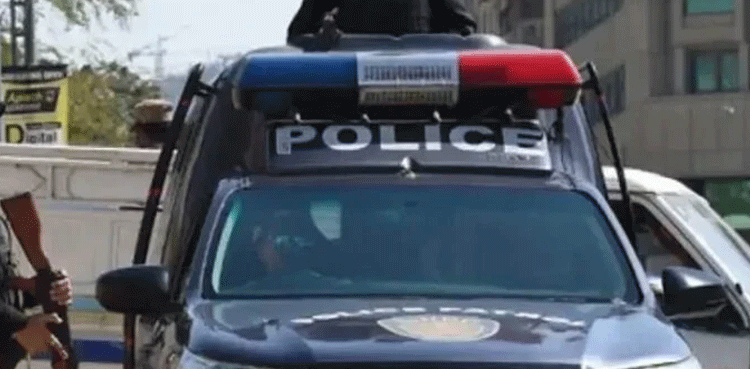 SSP's residence robbed in Karachi