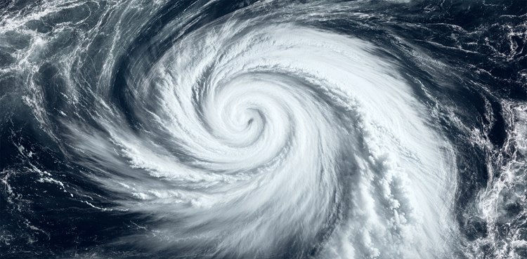 Typhoon Kajiki: Vietnam plans mass evacuation