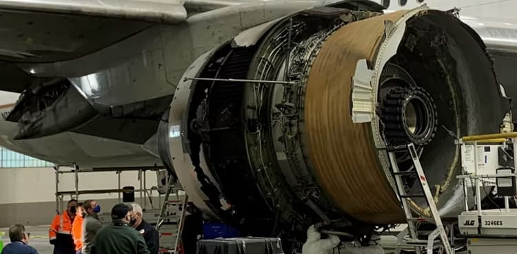 PIA Boeing 777 engine fault causes major flight delays