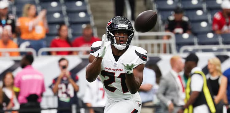 Buccaneers best Texans with last-minute TD drive