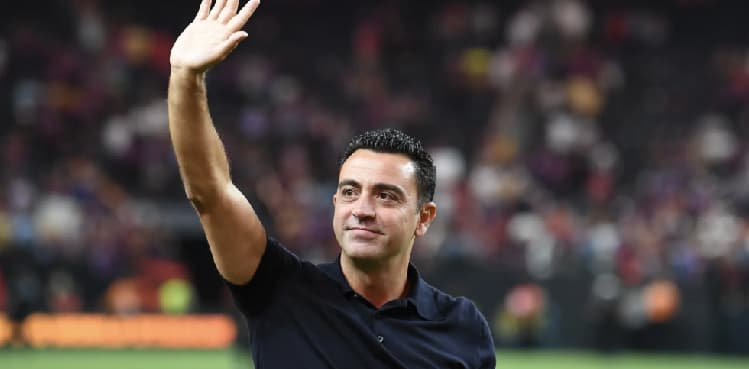 Xavi eyes Manchester United for managerial return