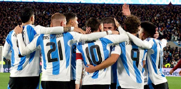 Messi hits brace in farewell home game