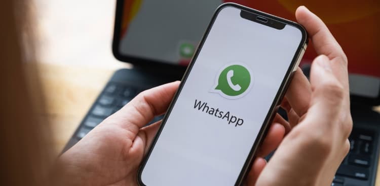 WhatsApp introduces new shortcut to chat directly with status viewers