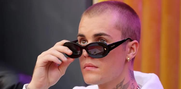 Justin Bieber posts family vacation photos from Palm Springs