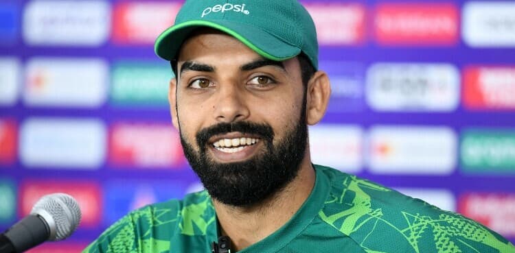 Former cricketer questions Shadab’s inclusion in ODI squad against Australia