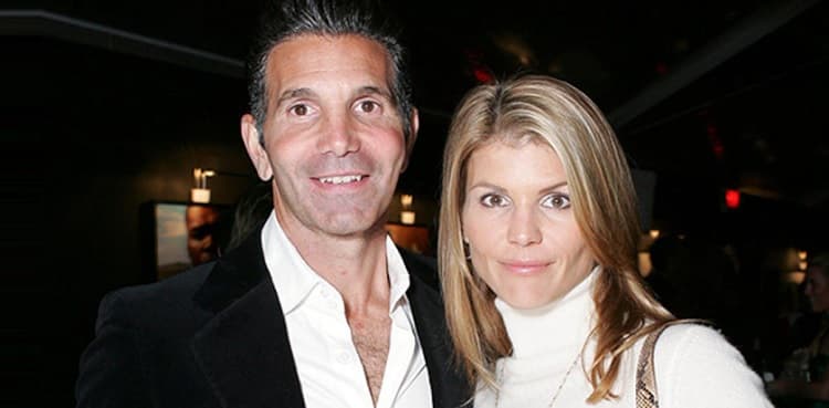 Lori Loughlin & Mossimo Giannulli part ways after 27 years of marriage