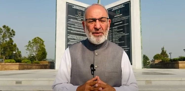 Former Senator Mushtaq Ahmad Khan denies joining PTI