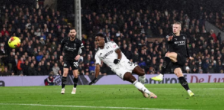 Haaland makes history as Man City hold off charging Fulham in wild 5-4 victory