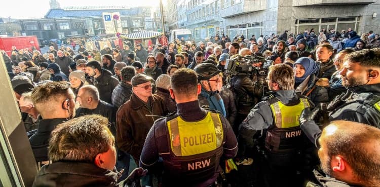 About €30 million stolen in German bank robbery