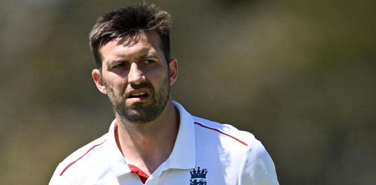 England paceman Wood making slow progress from knee injury