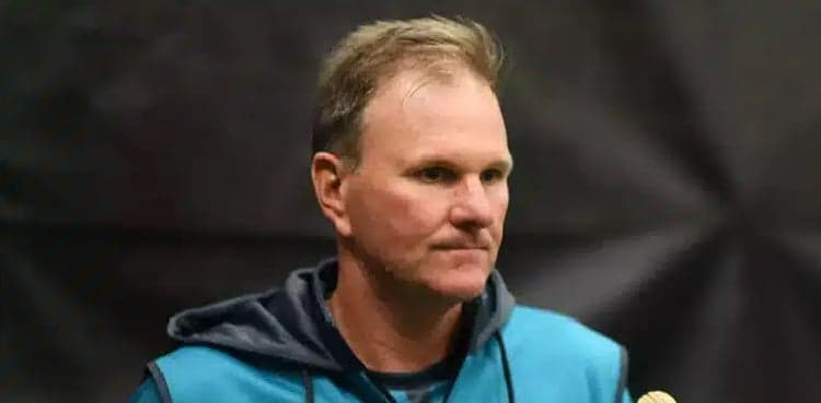 Grant Bradburn joins Hyderabad coaching staff