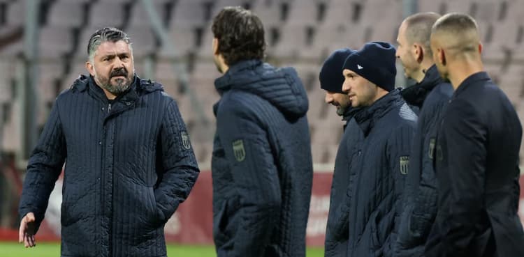 Italy coach Gattuso shrugs off Bosnia atmosphere saying fans don't score goals