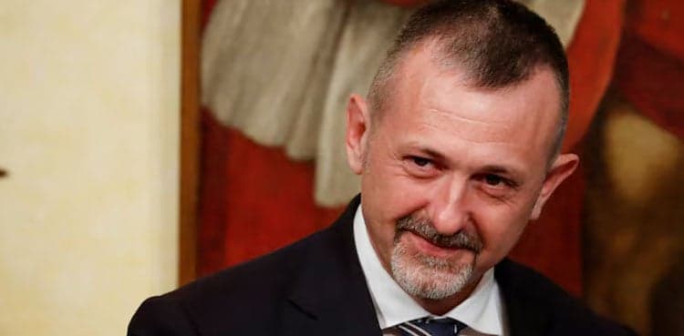 Two officials quit Italian justice ministry after referendum defeat