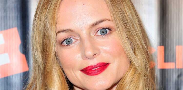 Heather Graham and a Sentient Eyeball Steal the Show