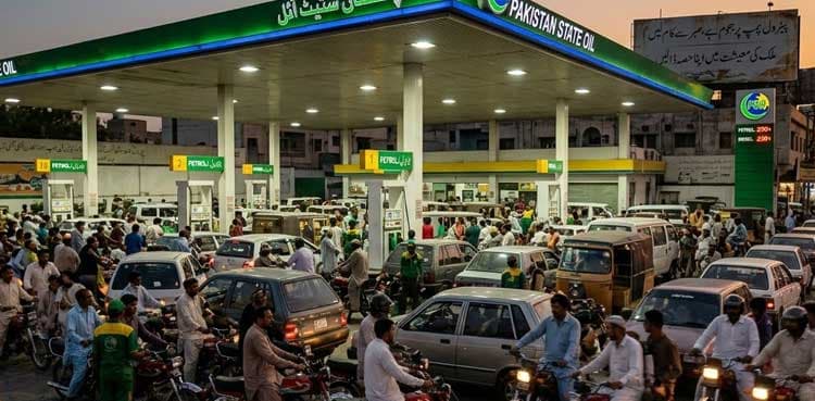 Petrol Relief Sindh: Govt clarifies Rs2000 per motorcyclist policy