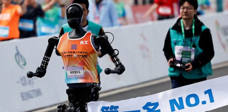 China humanoid robot half-marathon to showcase technical leaps